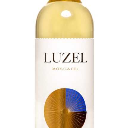 LUZEL CORTIJO LA FUENTE