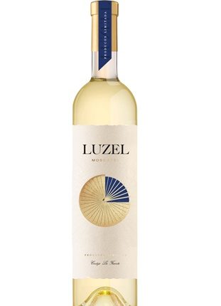 LUZEL CORTIJO LA FUENTE